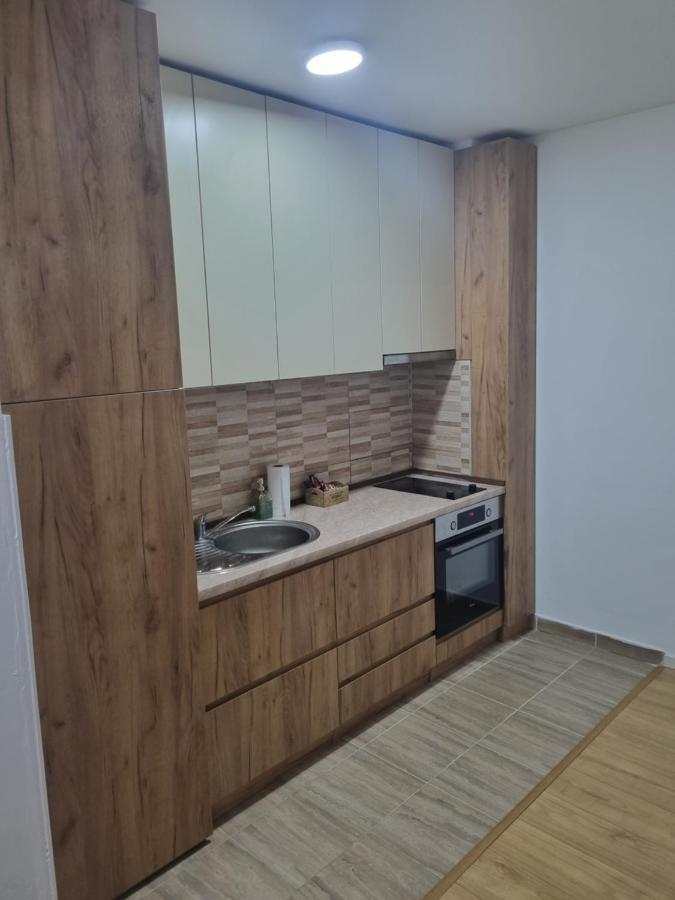 Golden Sun Skopje Apartman Kültér fotó